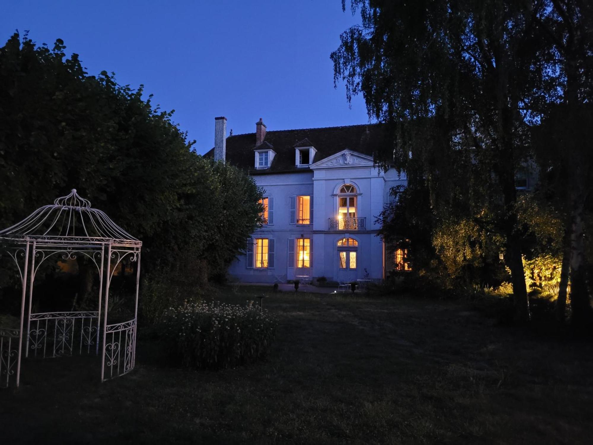 Saint-Eusebe Mansion - Hotel Particulier St-Eusebe Auxerre Exterior foto
